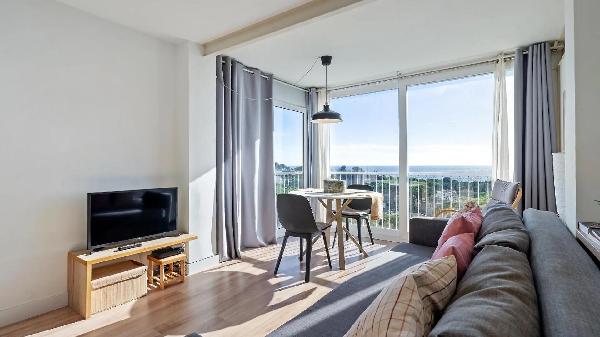 Hauzify I Apartament Hortensia Platja d'Aro